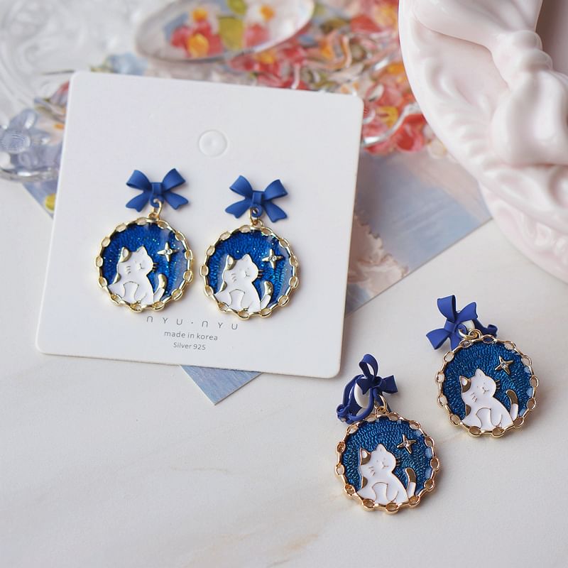 Enamel / On Bow Drop Cat Clip Earring