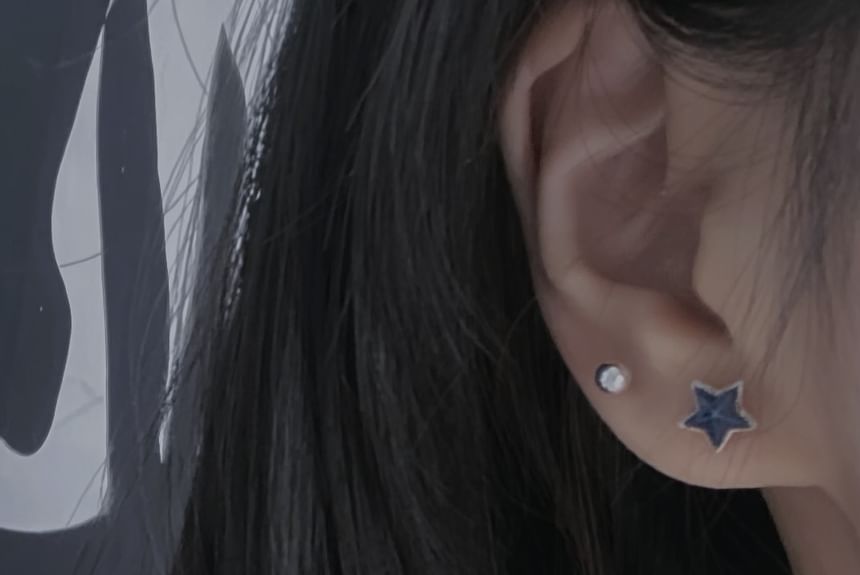 Stud Star Earring