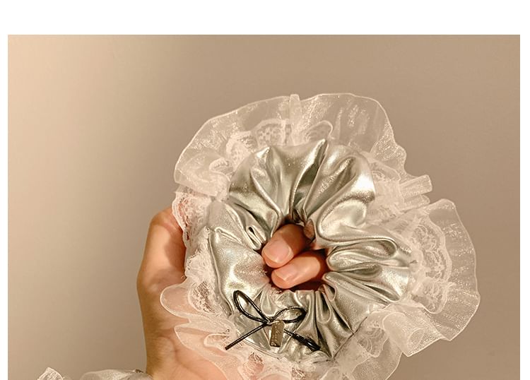 Scrunchie Trim Ruffle