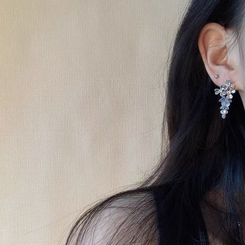 Floral Earring Rhinestone / Faux Drop Crystal Clip-On