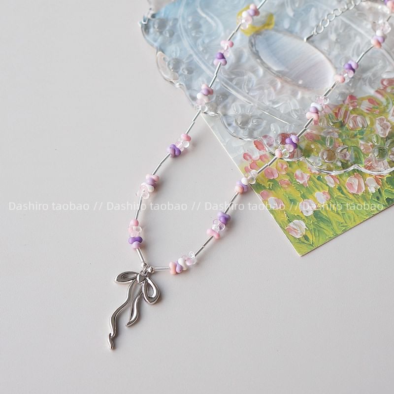 Necklace Irregular Beaded Pendant Bow