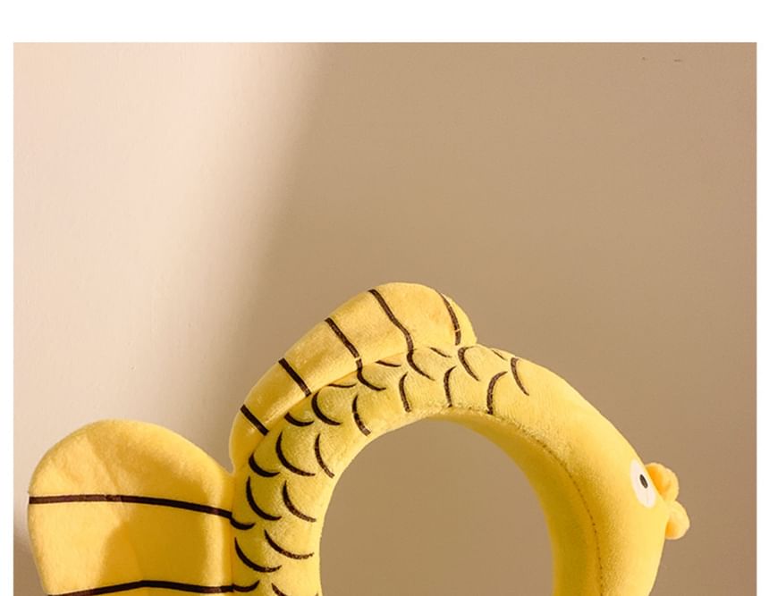 Chenille Fish Face Wash Headband