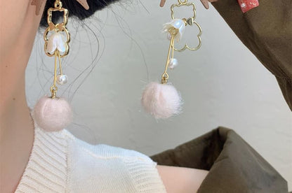 Bow Earring Clip-On Pom Pearl / Faux Drop