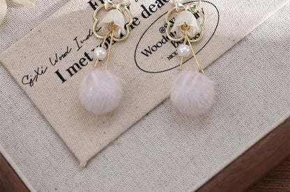 Bow Earring Clip-On Pom Pearl / Faux Drop