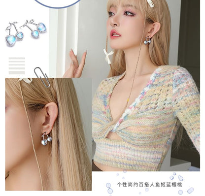 Stud / Cherry Clip-On Heart Earring