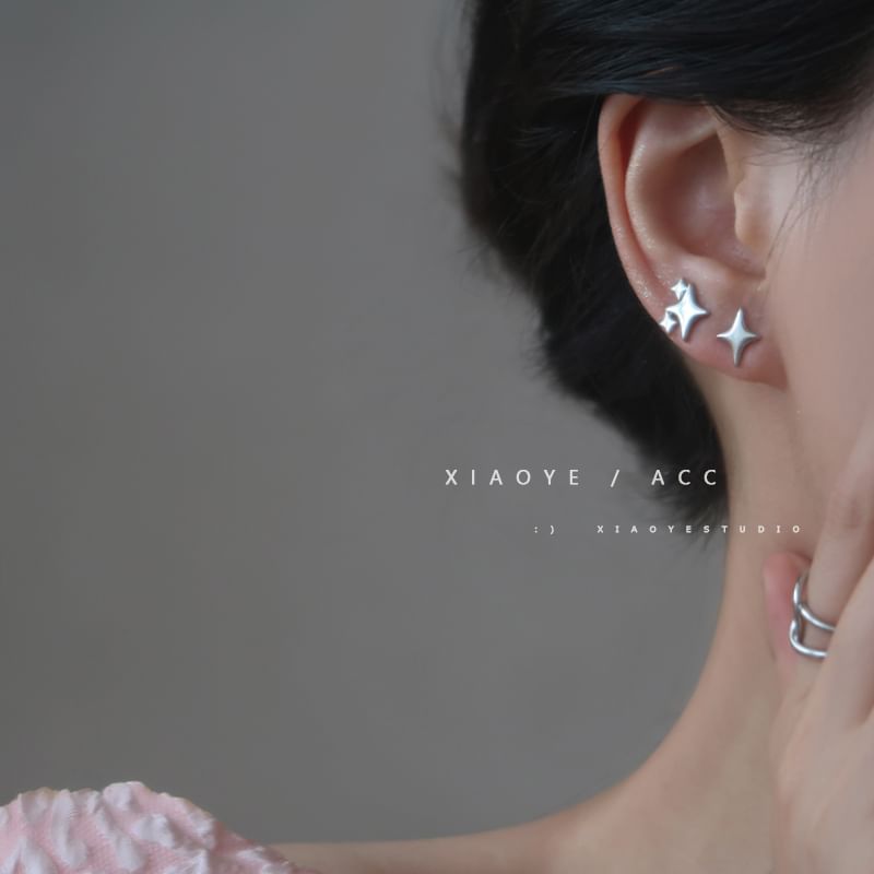 925 Sterling Stud Star Asymmetrical Silver Earring