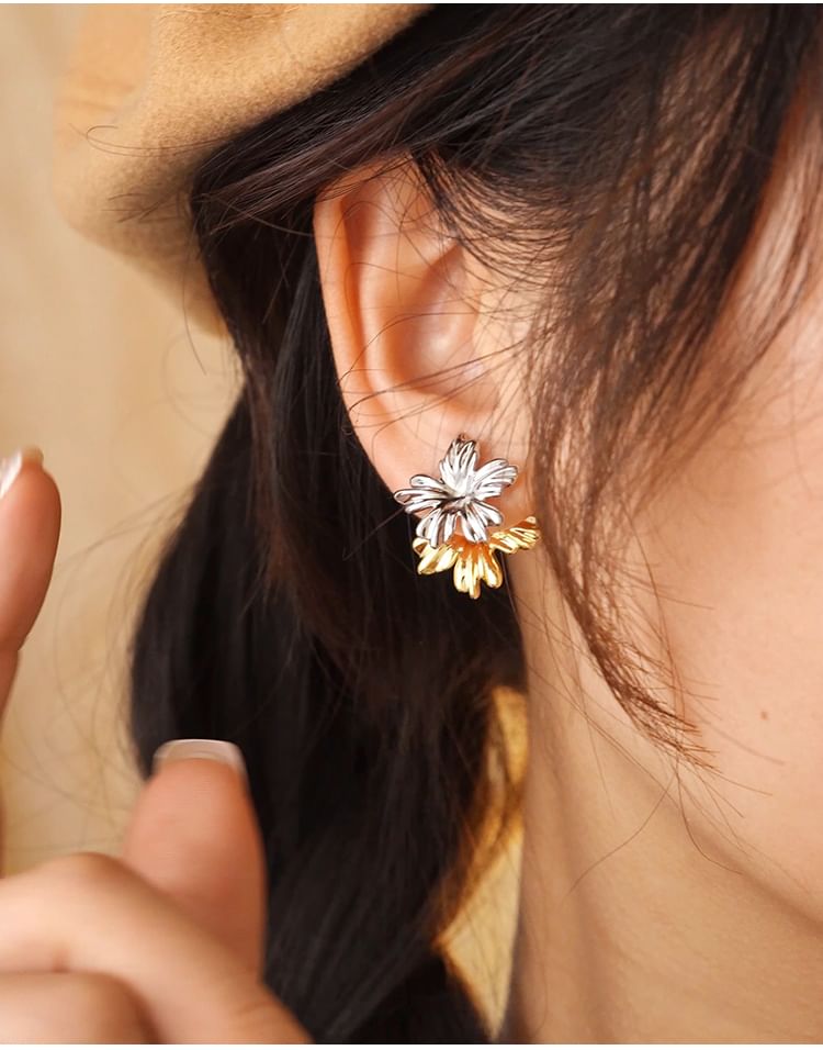 Jacket Alloy Floral Ear Cuff /