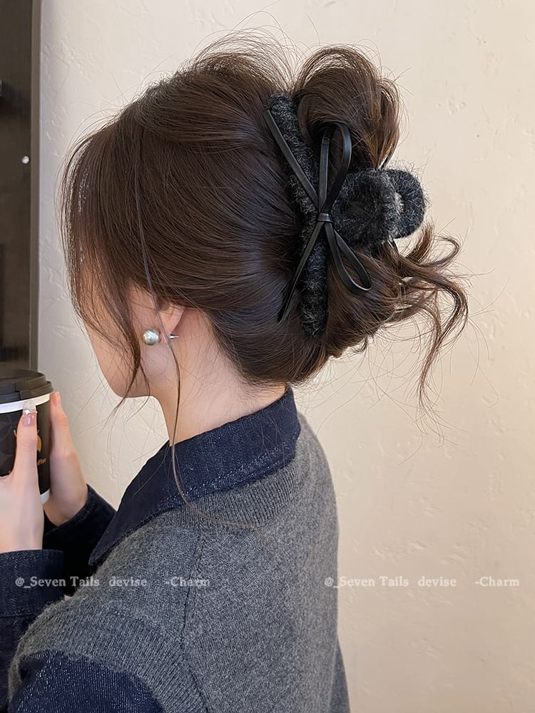 Bow Leather Claw Hair Faux