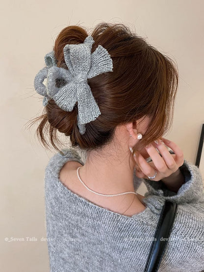 Claw Knit Bow Clip Acrylic Hair