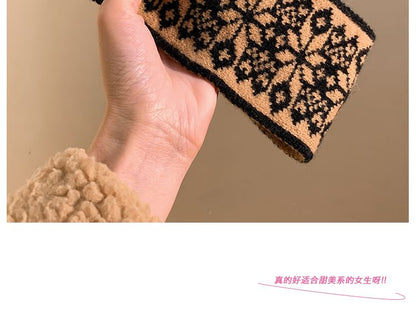 Patterned Knitted Headband