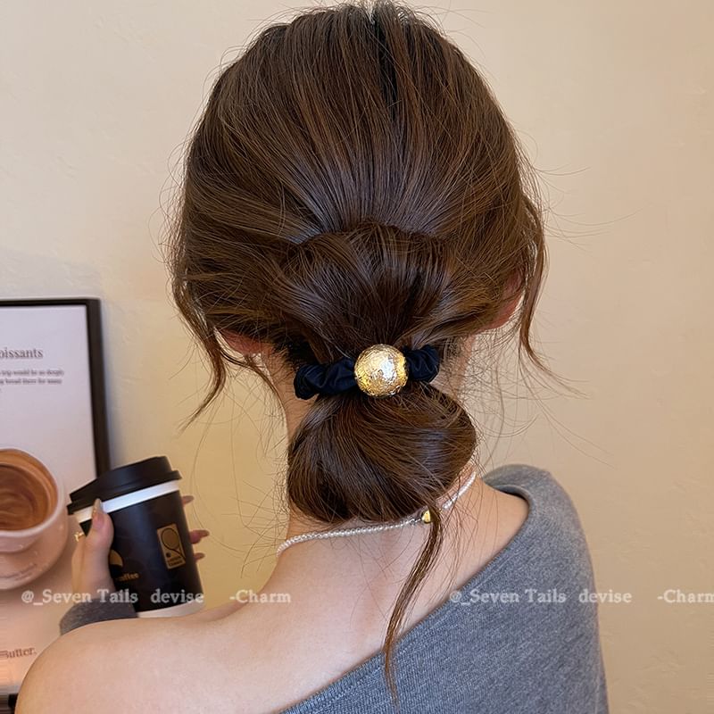 Velvet Tie Hair Bead