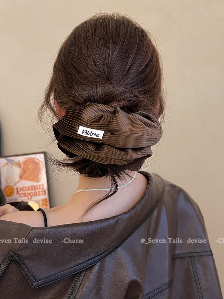 Label Lettering Scrunchie