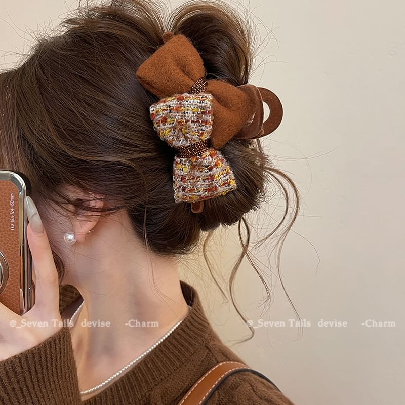 Bow Hair Tweed Claw
