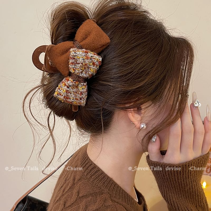 Bow Hair Tweed Claw