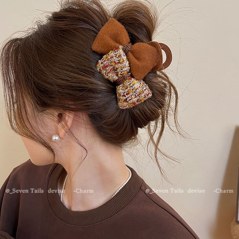 Bow Hair Tweed Claw