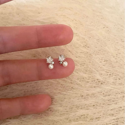 Alloy Faux Drop Pearl Star Rhinestone Earring