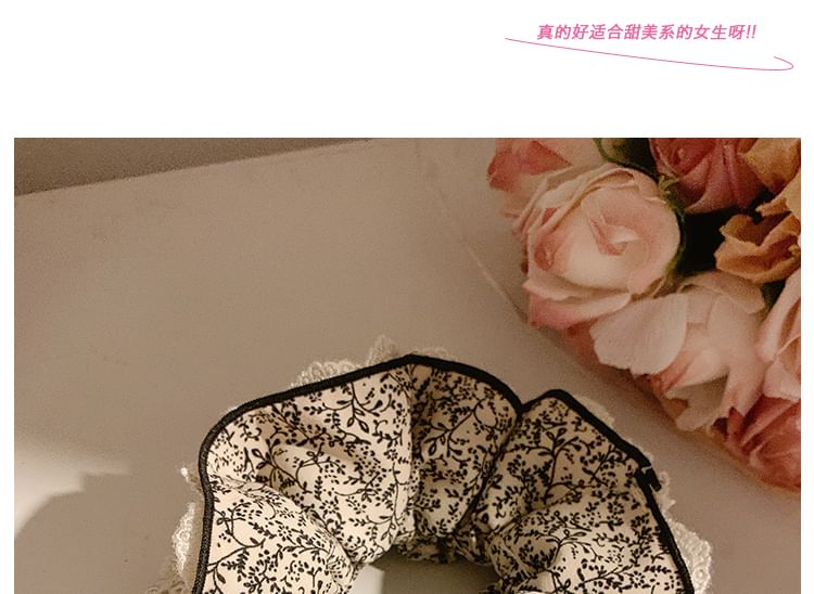Trim Scrunchie Print Floral Lace