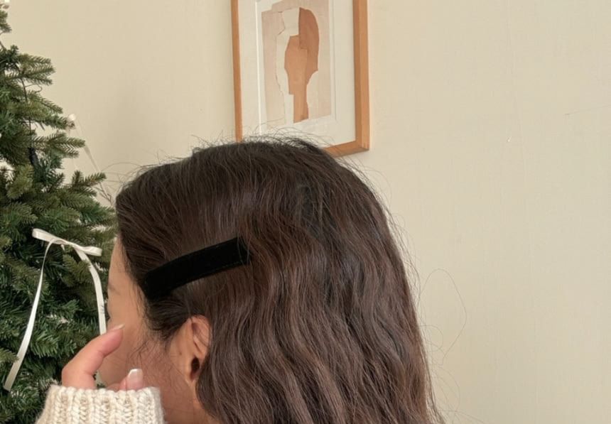 Velvet Plain Hair Clip