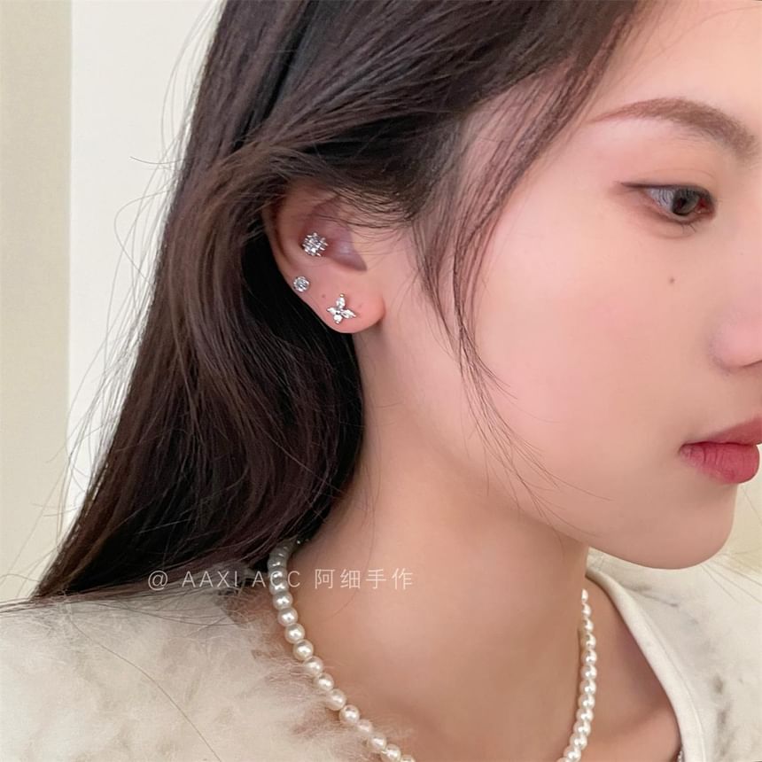 Rhinestone of 4: Set Stud Earring