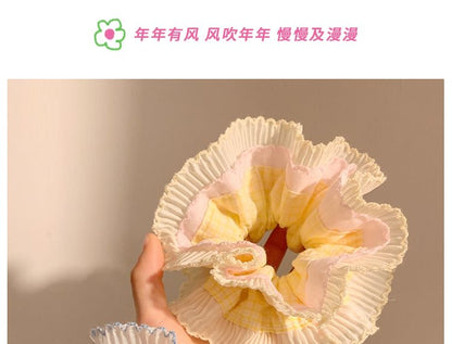 Panel Scrunchie Pleated Plaid