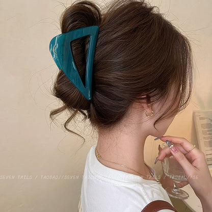 Acrylic Triangle Hair Claw Plain