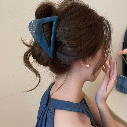 Claw Triangle Acrylic Clip Hair