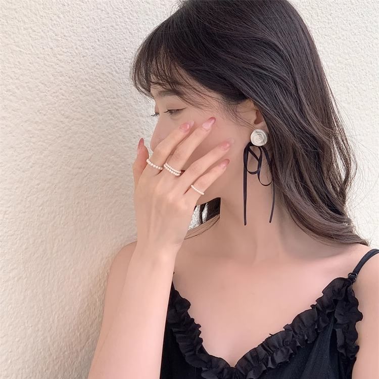 Stud Ribbon Flower Earring