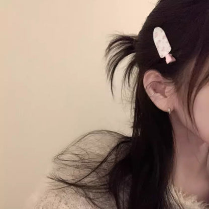 2: Set Clip of Hair Patterned Acrylic