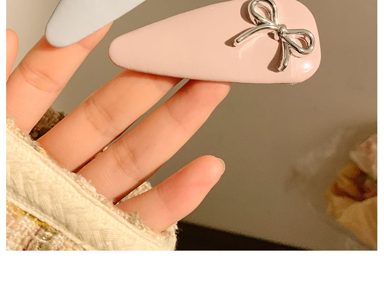 Faux Clip Leather Bow Hair