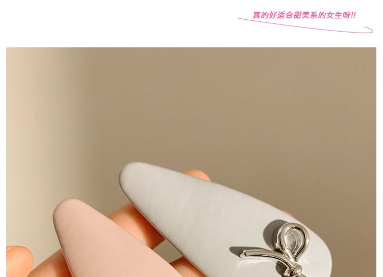 Faux Clip Leather Bow Hair