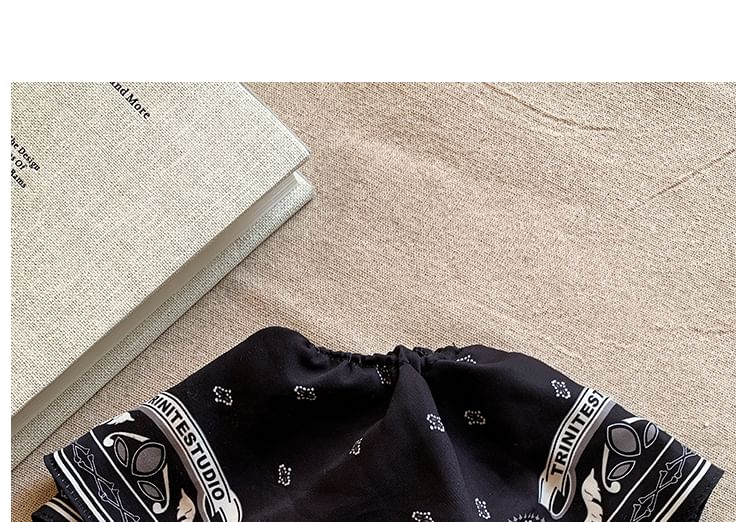 Print Paisley Square Scrunchie