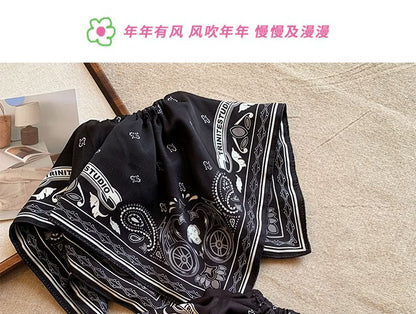 Print Paisley Square Scrunchie