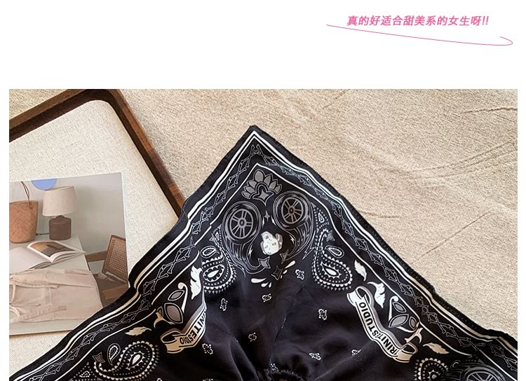 Print Paisley Square Scrunchie