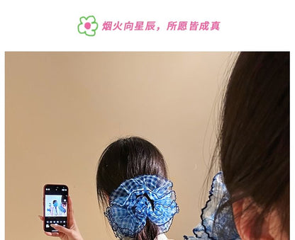 Scrunchie Plaid Mesh