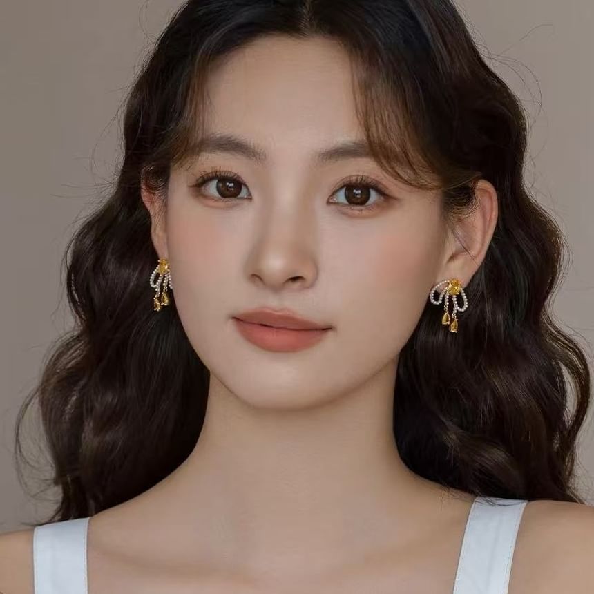 Earring Bow Beaded Stud