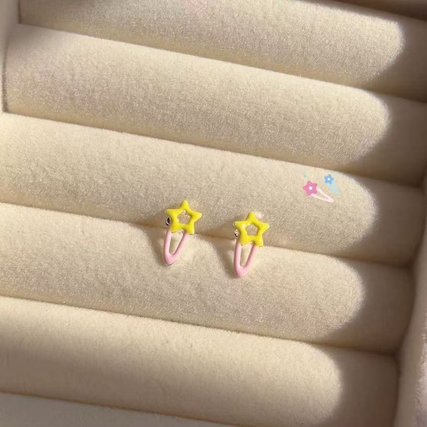 Star-Shaped Stud Earring