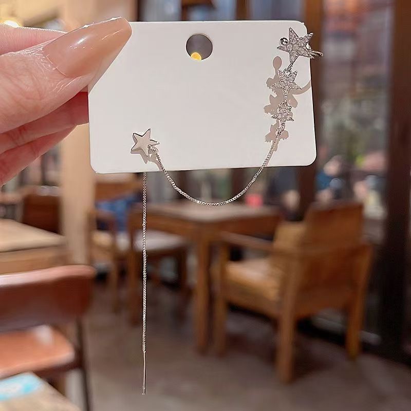 Chained Cuff Earring Star