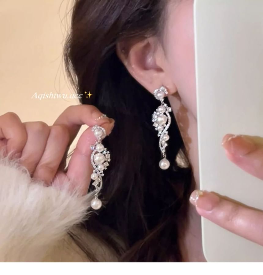 Faux Pearl Dangle Earring Alloy