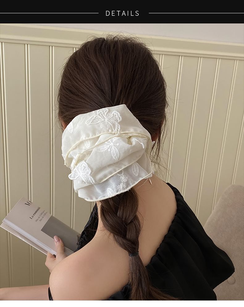 Scrunchie Embroidered Butterfly