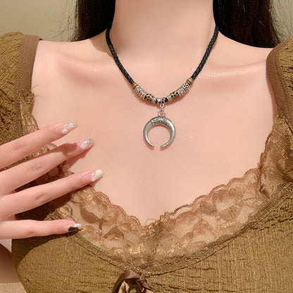 Pendant Necklace Moon Crescent