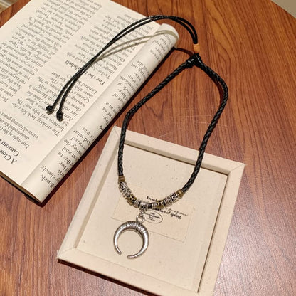 Pendant Necklace Moon Crescent