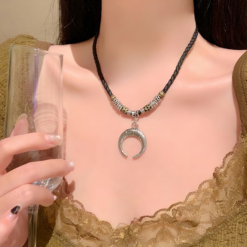Pendant Necklace Moon Crescent