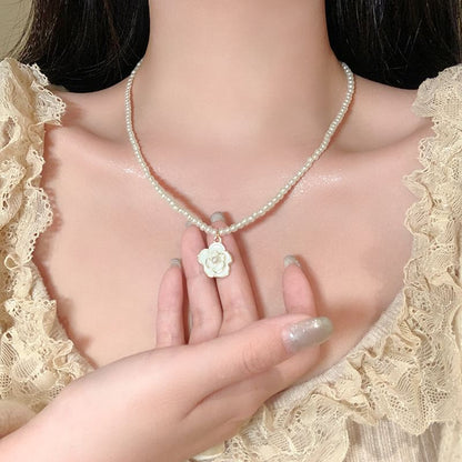 Flower Pendant Necklace