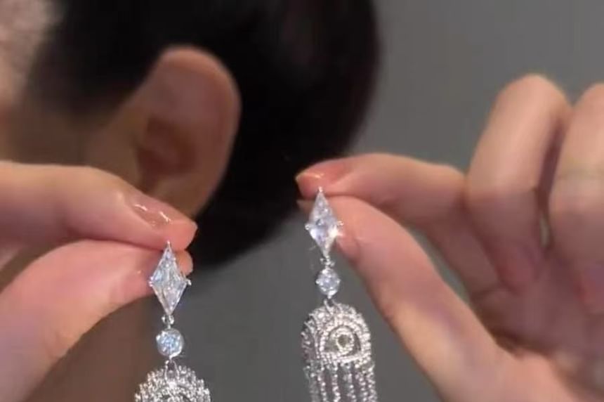 Alloy Fringed Rhinestone Earring