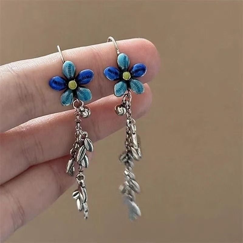 Alloy Floral Dangle Earring