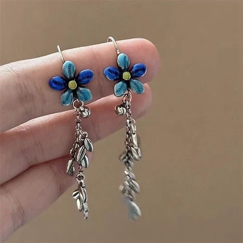 Alloy Floral Dangle Earring