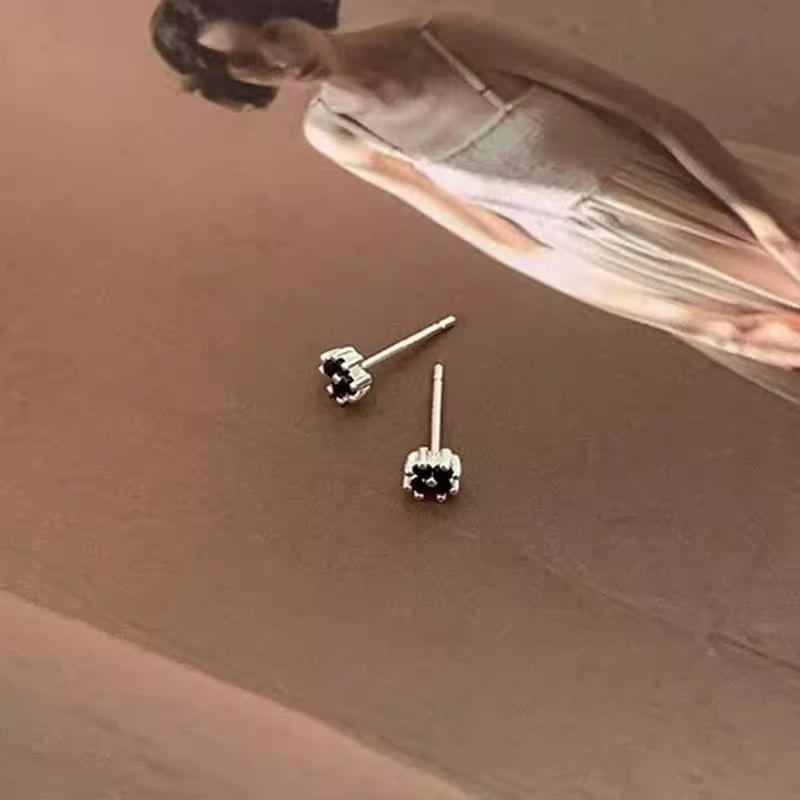 Flower Stud Rhinestone Earring