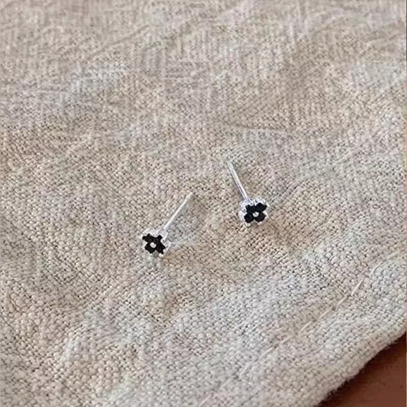 Flower Stud Rhinestone Earring