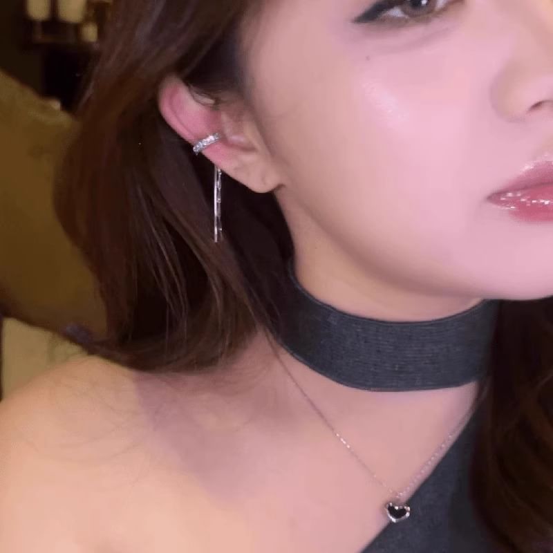 Stud Ear Cuff Rhinestone