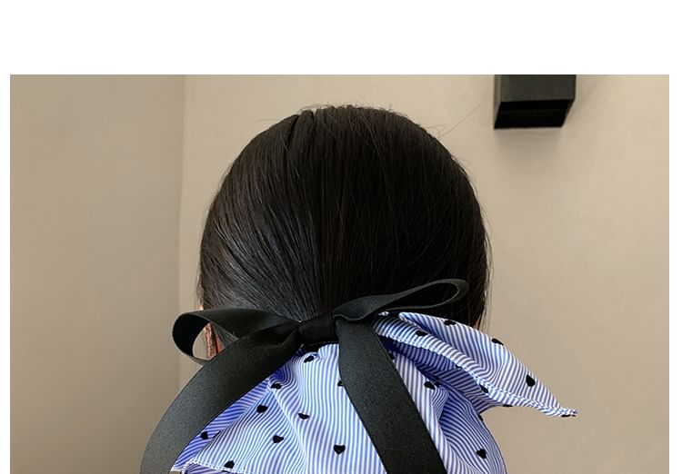 Heart Print Bow Scrunchie Striped